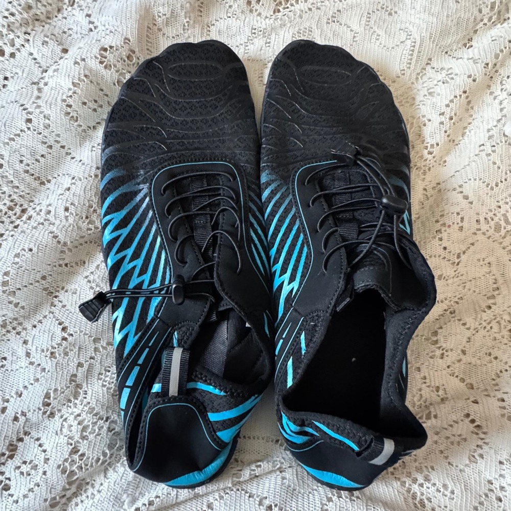 Mens Water Shoes Aqua Socks Barefoot Breathable Athletic Blue Black Size 46